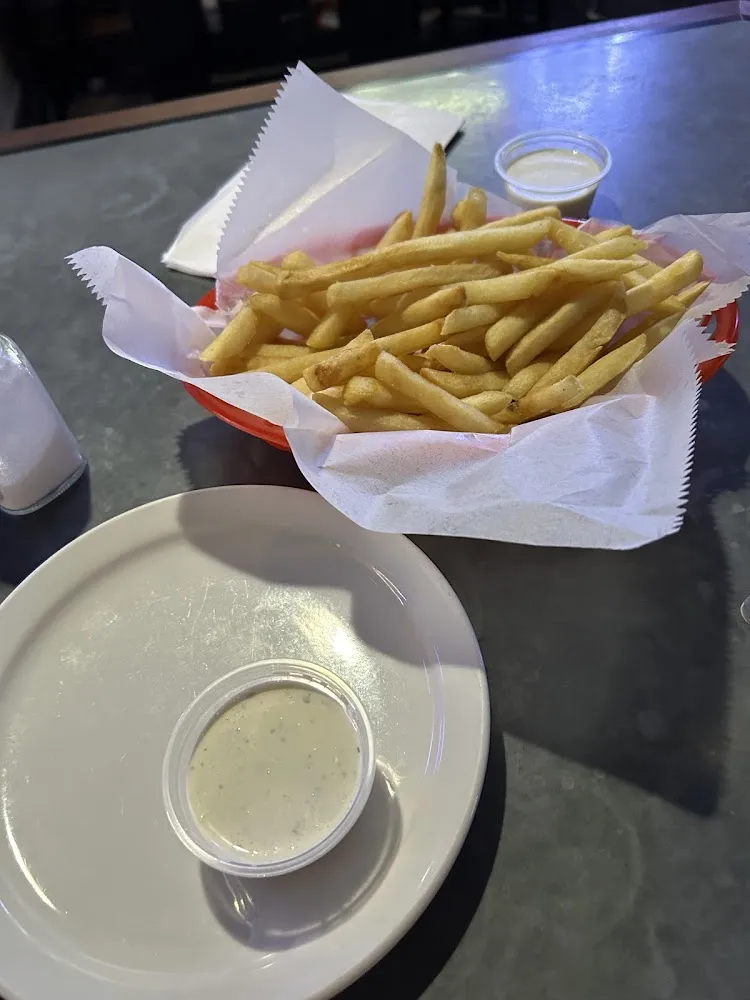 Fries with Ranch Dipping Sauce